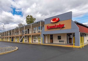 2-Star Hotel ∙ Econo Lodge North Charlottesville