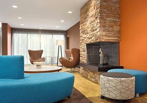 2-Star Hotel ∙ Fairfield Inn & Suites by Marriott Charlottesville Downtown/University Area