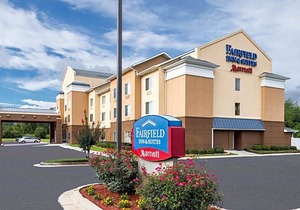 2-Star Hotel ∙ Fairfield Inn & Suites Marianna