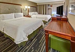 2-Star Hotel ∙ Hampton Inn Charlottesville