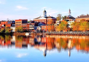 2-Star Hotel ∙ Hampton Inn & Suites Exeter