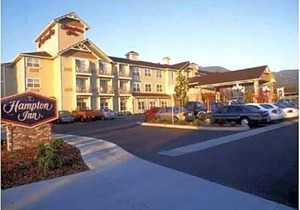 2-Star Hotel ∙ Hampton Inn Ukiah