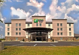 2-Star Hotel ∙ Holiday Inn Express & Suites Evansville North, an IHG Hotel