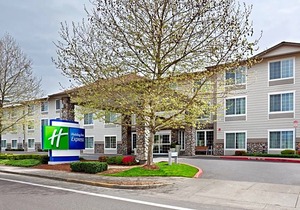 2-Star Hotel ∙ Holiday Inn Express Corvallis-On the River, an IHG Hotel