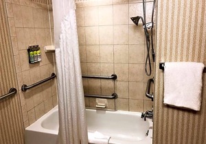 2-Star Hotel ∙ Holiday Inn Express Syracuse Airport, an IHG Hotel
