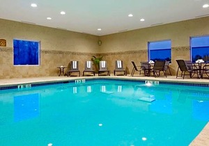 2-Star Hotel ∙ Holiday Inn Express Evansville - West, an IHG Hotel