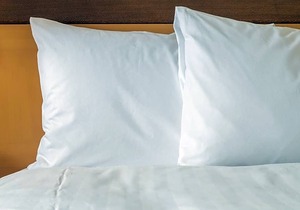 2-Star Hotel ∙ Holiday Inn Express Evansville - West, an IHG Hotel