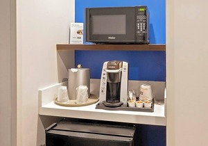 2-Star Hotel ∙ Holiday Inn Express Hotel & Suites Newton Sparta, an IHG Hotel