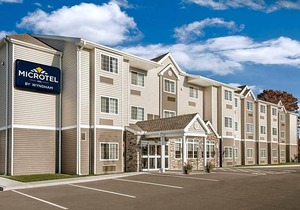 2-Star Hotel ∙ Microtel Inn & Suites by Wyndham Binghamton