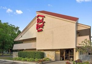 2-Star Hotel ∙ Red Roof Inn Detroit - Roseville St Clair Shores