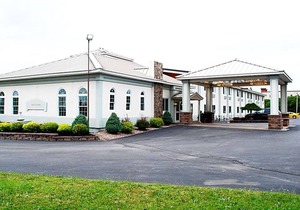 2-Star Hotel ∙ Travelodge by Wyndham Watertown
