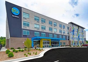 2-Star Hotel ∙ Tru By Hilton Grand Rapids Airport