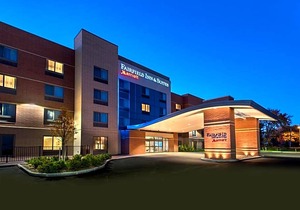 2-Star Hotel ∙ Fairfield Inn & Suites by Marriott Syracuse Carrier Circle