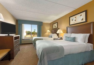 2-Star Hotel ∙ Wingate by Wyndham Fayetteville/Fort Bragg