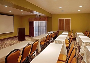 2-Star Hotel ∙ Best Western Green Valley Inn