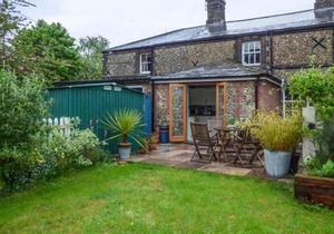 2 Station Cottages