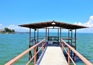 2 Waterfront Spacious Houses, Gated, 317 Ft Lighted Shaded Concrete Fishing Pier
