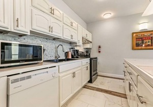 20% OFF Monthly | 10% OFF Weekly-Breathtaking Condo with Excellent Amenities