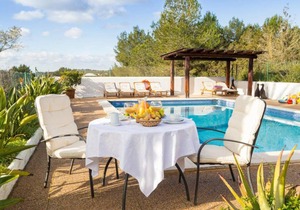 200 m² Villa ∙ 4 bedrooms ∙ 8 guests