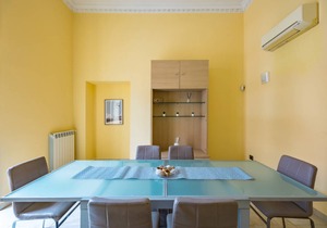 200 m² Apartment ∙ 3 bedrooms ∙ 8 guests