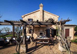 200 m² Villa ∙ 3 bedrooms ∙ 10 guests
