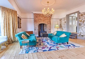 203 m² House ∙ 1 bedroom ∙ 2 guests