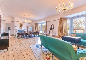 203 m² House ∙ 1 bedroom ∙ 2 guests