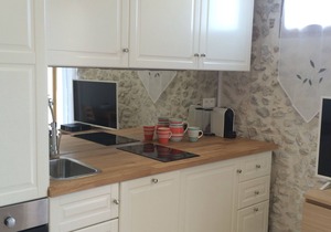 20m2 fully renovated Studio with Private Balcony, rates are All Inclusive.
