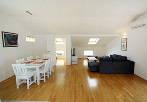 210 m² House ∙ 6 bedrooms ∙ 12 guests