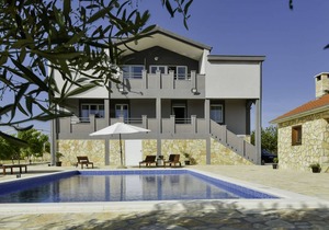 222 m² Accommodation ∙ 6 bedrooms ∙ 12 guests