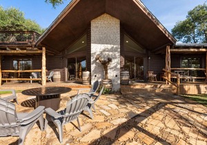 228 m² House ∙ 4 bedrooms ∙ 9 guests