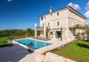 230 m² Villa ∙ 5 bedrooms ∙ 11 guests