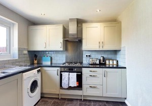 247 Serviced Accommodation in Telford- 3BR HOUSE