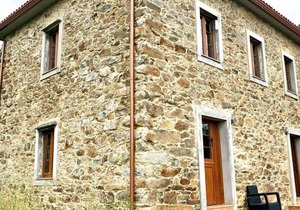 250 m² House ∙ 4 bedrooms ∙ 9 guests