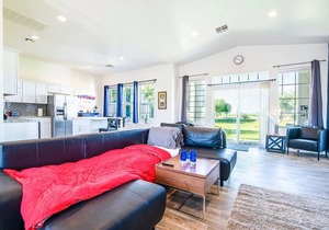 2B- Coolidge Arizona modern masterpiece 2 bd #2B Heated Pool