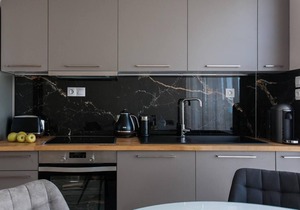 2BD Beachfront Apartment Athens Riviera by TheOlon