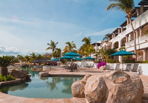 2BD Oceanview Condo with the Beachfront Club and Fitness Center Access