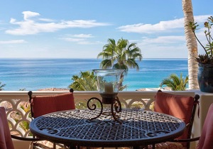 2BD Oceanview Condo with the Beachfront Club and Fitness Center Access
