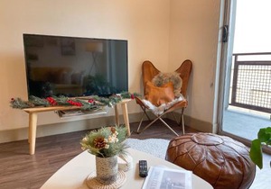 2BDR & parking 5-10min to Santa Monica Pier