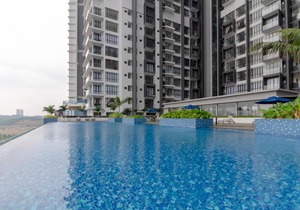 2BR D'Pristine Suite near LEGOLAND, FREE Parking