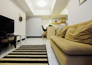 2BR Pool View @ The Wave Apartment near Epicentrum Kuningan By Travelio