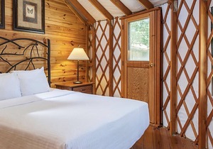 2BR Yurt Shenandoah Xing Resort w/Amenities