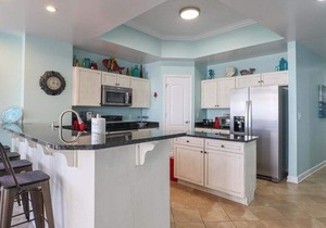 3 Bedroom/3 Bathroom Ground Level Condo