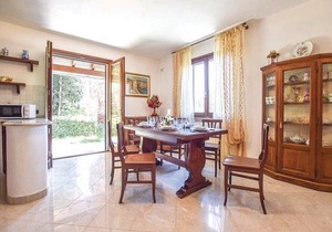 3 bedroom accommodation in Cisano sul Neva (SV)