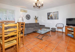 3 bedroom accommodation in Casalabriva