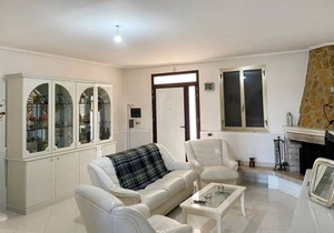 3 bedroom accommodation in Noto