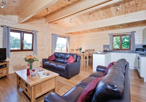 3 bedroom accommodation in Wenhaston, Halesworth
