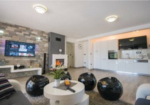 3 bedroom accommodation in Grubine