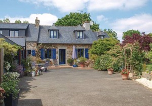 3 bedroom accommodation in Trézélan/Bégard
