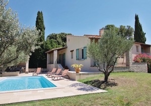 3 bedroom accommodation in Tulette
